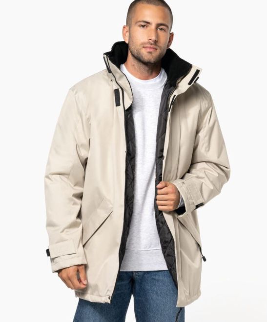 Uniseks parka Kariban K677, topla in vodoodporna jakna z kapuco, prikazana na glavni sliki.