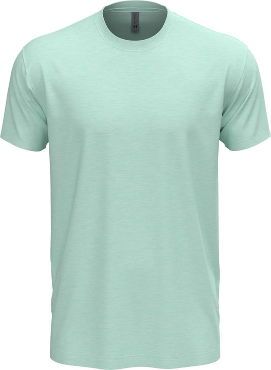Uniseks CVC majica Next Level Apparel, bele barve, mehka bombažna tkanina, sproščen kroj, na sliki.